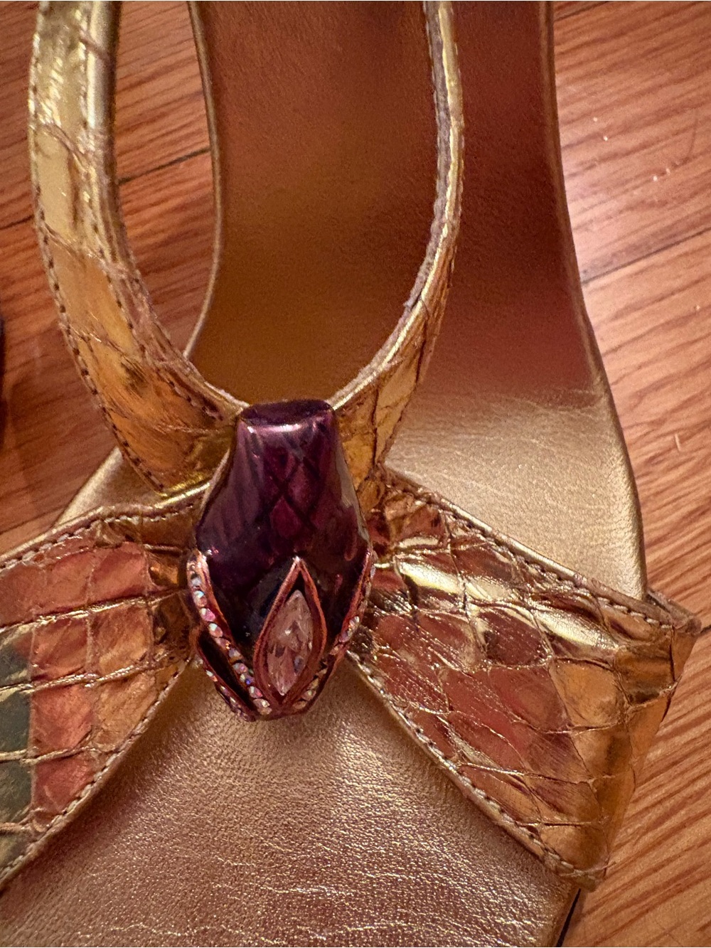 Gucci Gold Snakeskin T-Strap Heels with Knot Accent - Picture 2 of 4
